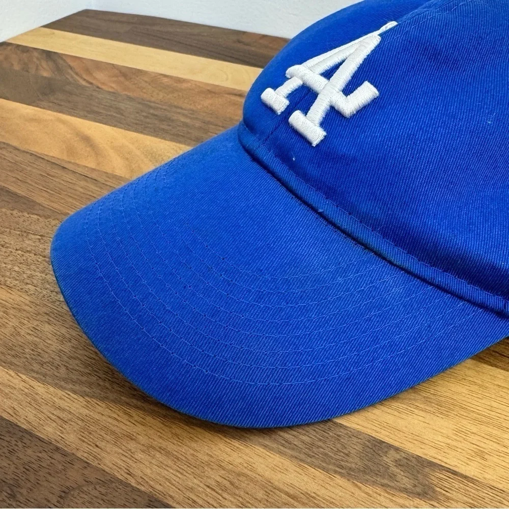 LA Dodgers Baseball Cap Blue white embroidered logo One size adjustable